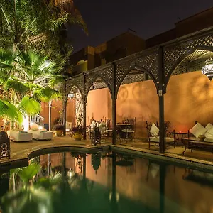 **** Casa de hóspedes Amira & Marrocos